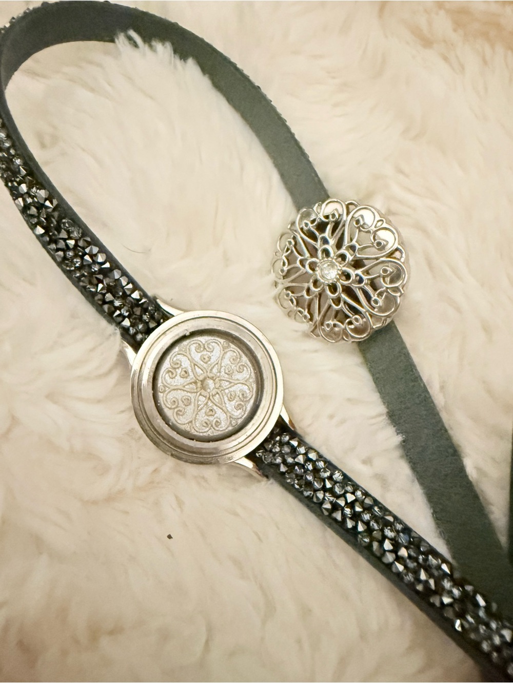 Origami Owl Grey and Silver Crystal Diffuser Bracelet - Picture 3 of 4